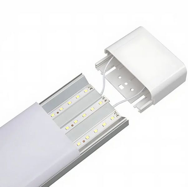 Светодиодная потолочная LED лампа 120 см с холодным белым свечением GREELITE 220v 150W 08250 фото
